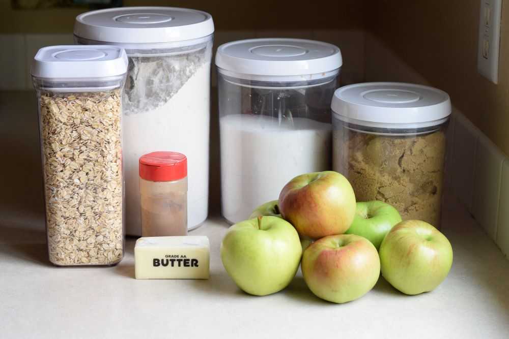 Ingredients for apple crisp.