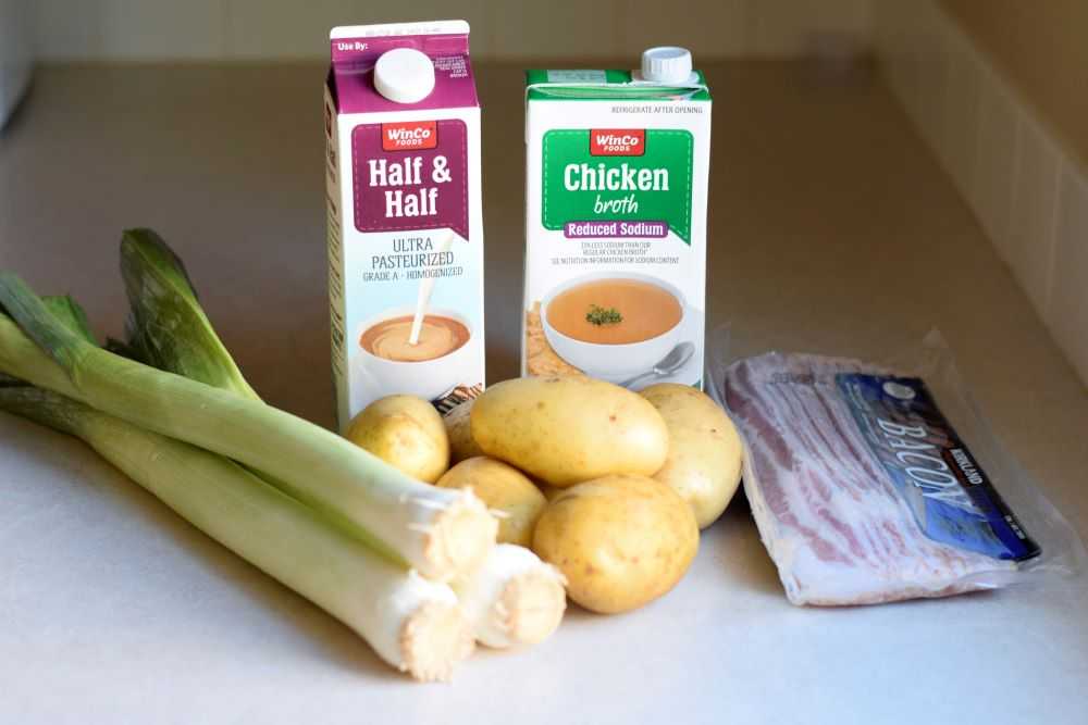 ingredients for leek and potato soup