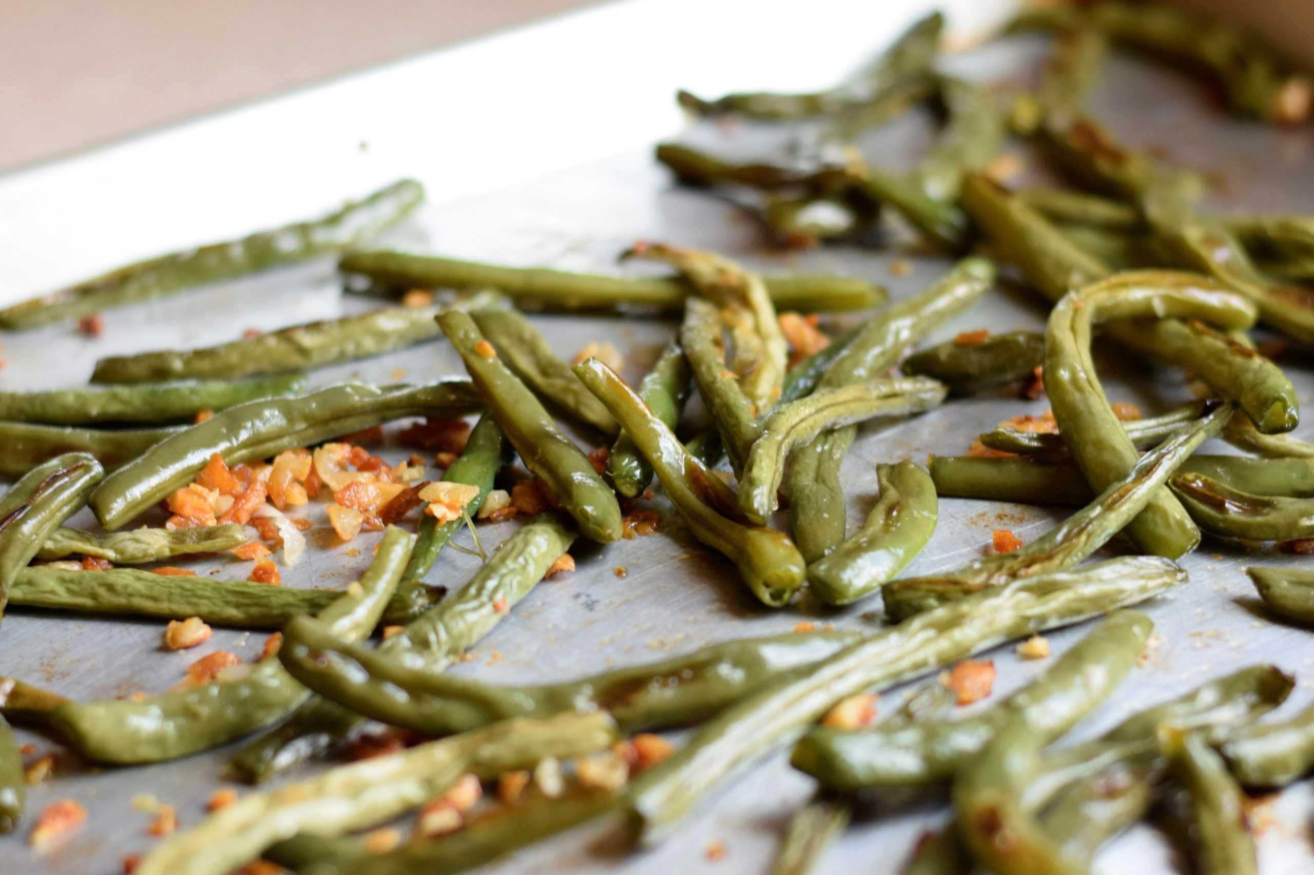Garlic roasted green beans on a pan