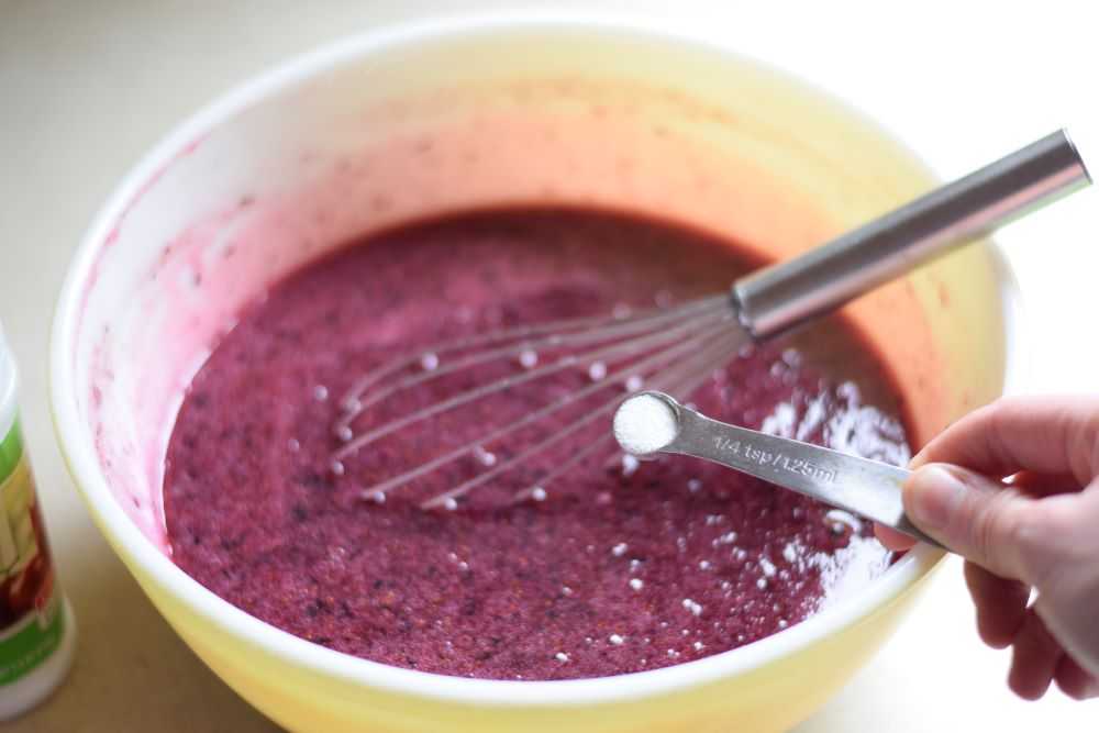 adding citric acid to blueberry jam